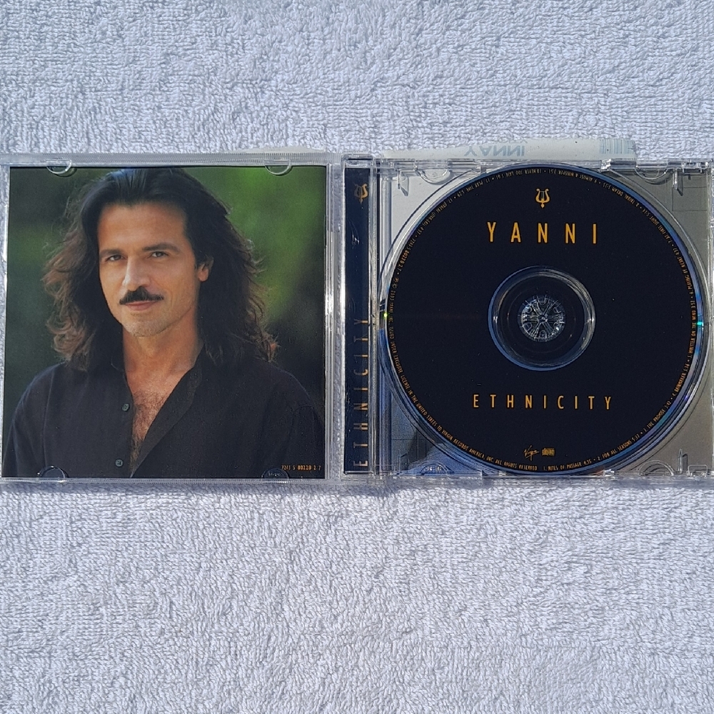 Yanni Music CD - Picture 4 of 4